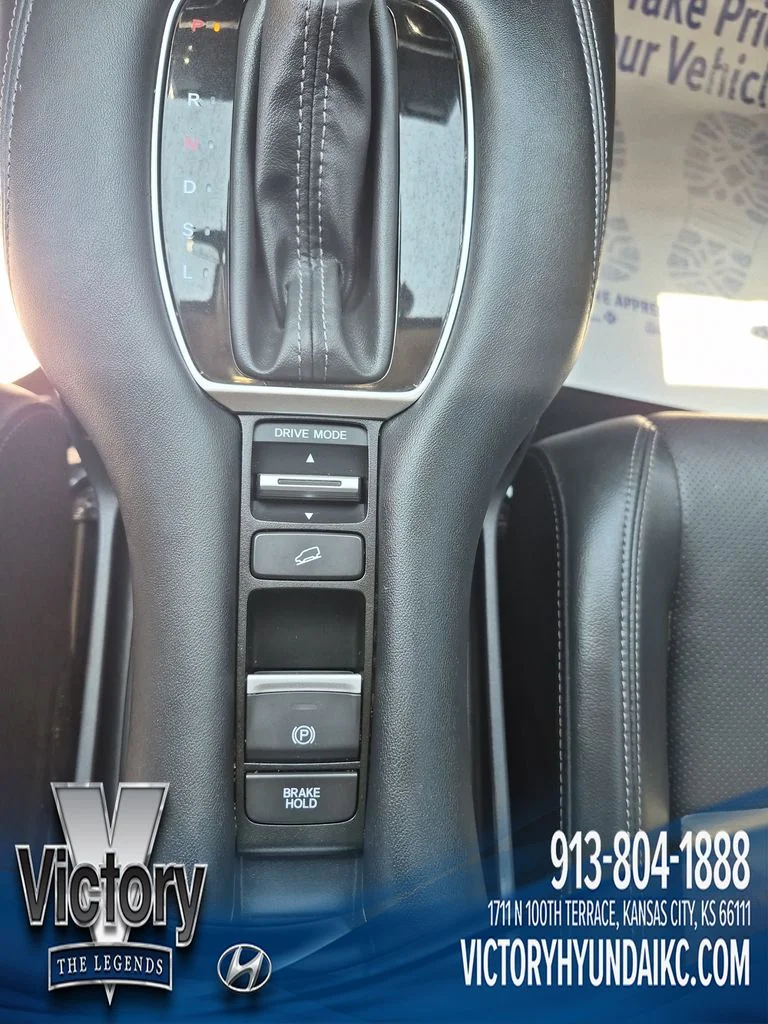 Used 2024  Honda EX-L image 23