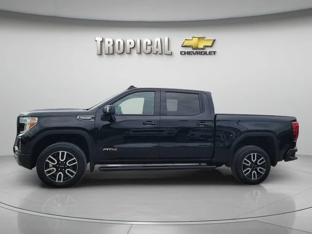 Used 2022 Onyx Black GMC AT4 image 2