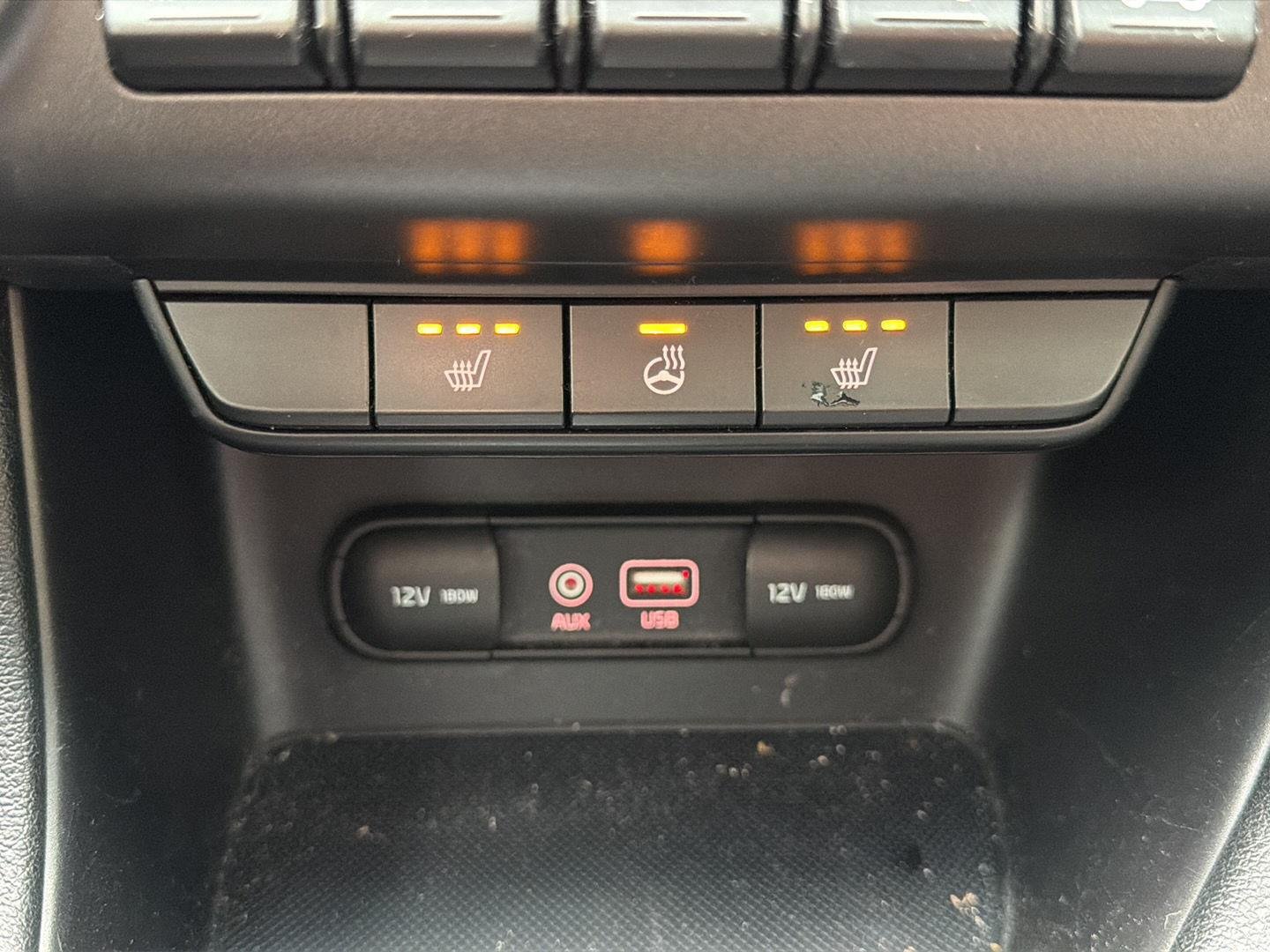 Used 2017 Mineral Silver Kia EX image 4