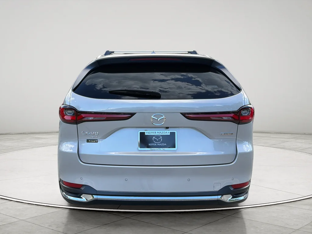New 2026 Platinum Mazda 3.3 Turbo Premium Plus AWD image 4