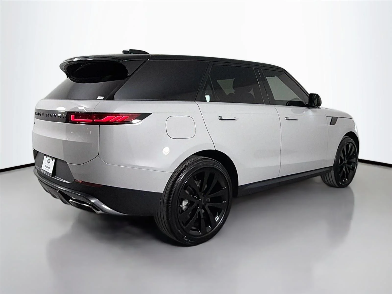 New 2026 Borasco Grey LAND ROVER SE image 5