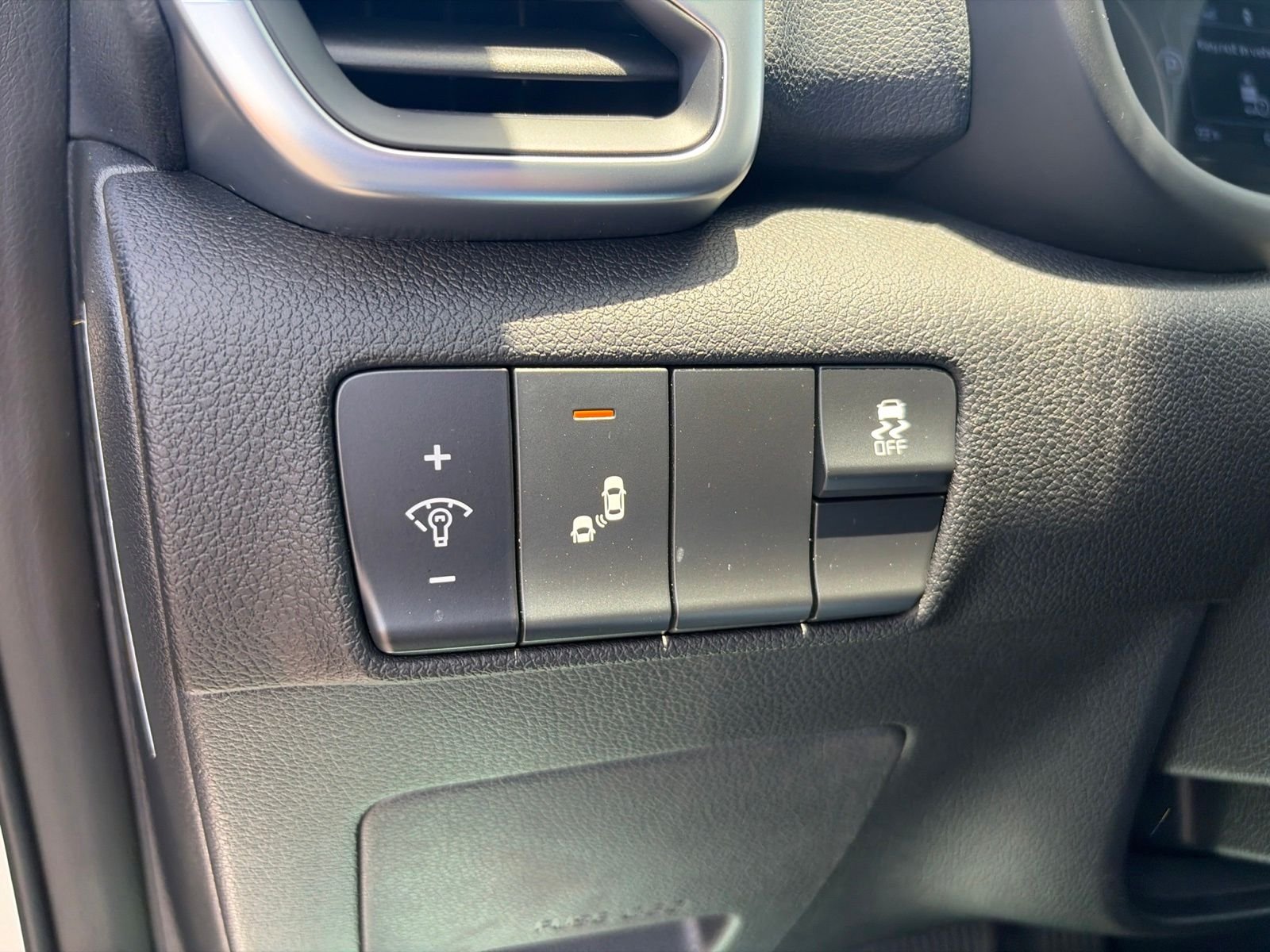 Used 2019 Silver Kia EX image 15