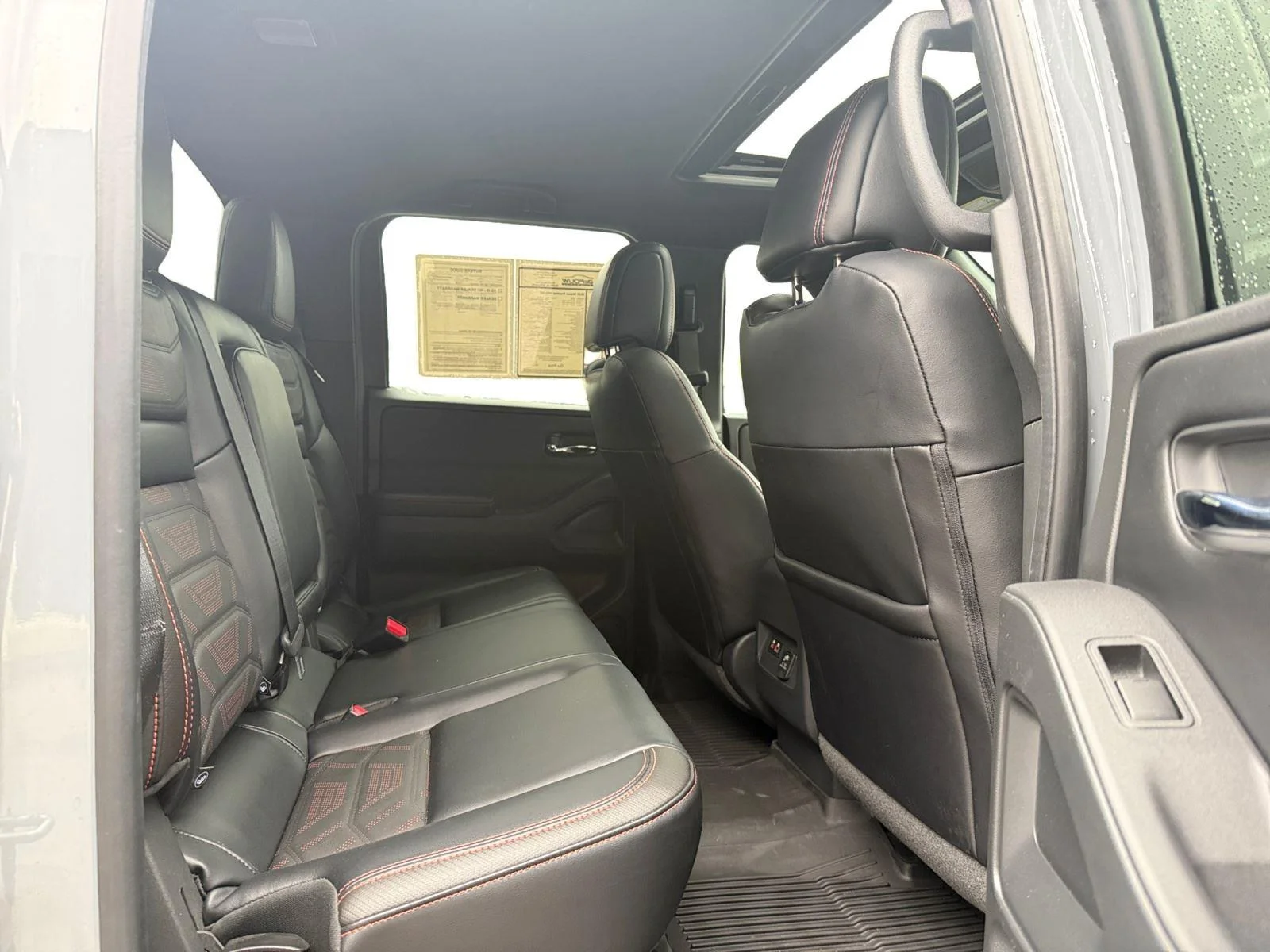 Used 2025 Boulder Gray Pearl Nissan PRO-4X image 26