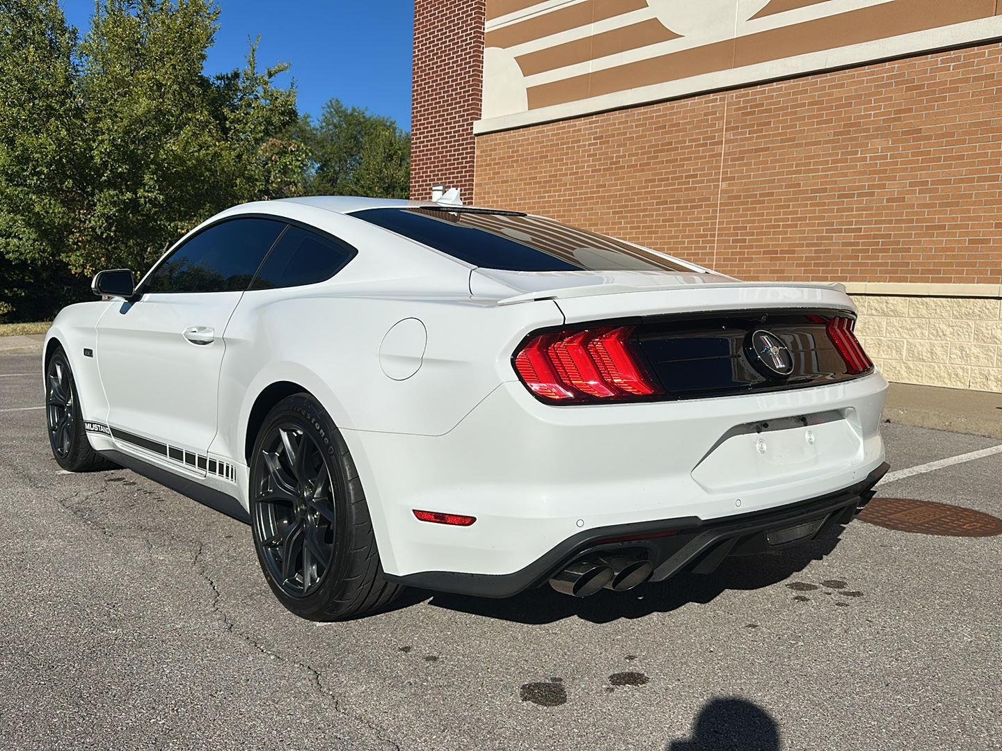 Used 2021 Oxford White Ford EcoBoost Premium image 3