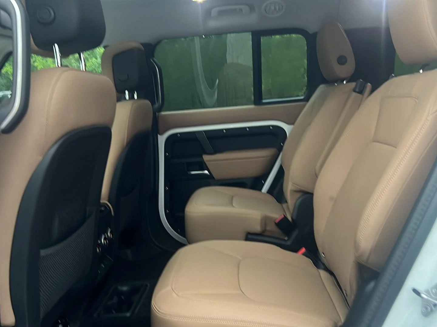 Used 2025  Land Rover 130 S image 28