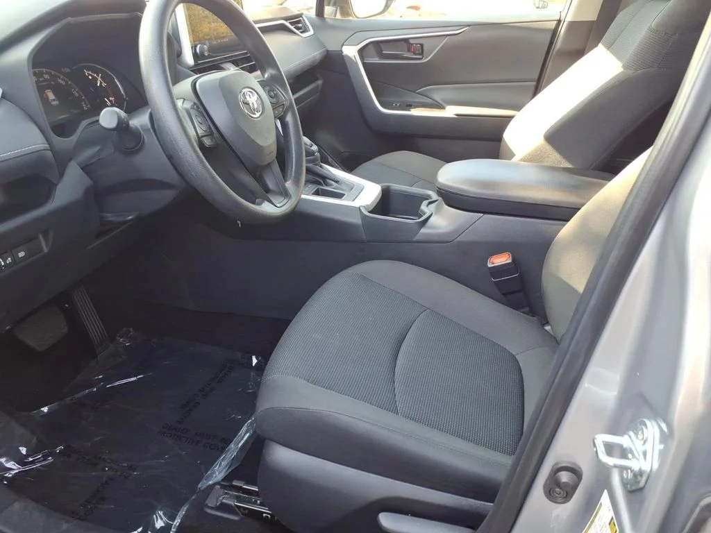 Used 2025 Silver Toyota LE image 21