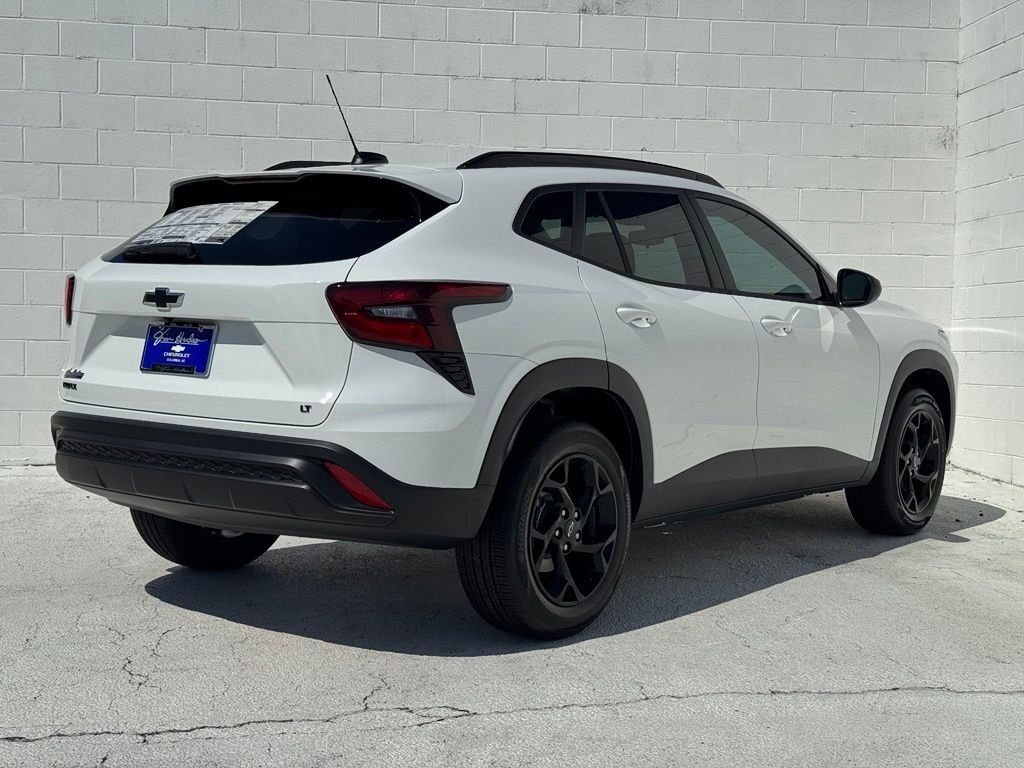 2026 Chevrolet Trax LT - Photo 12
