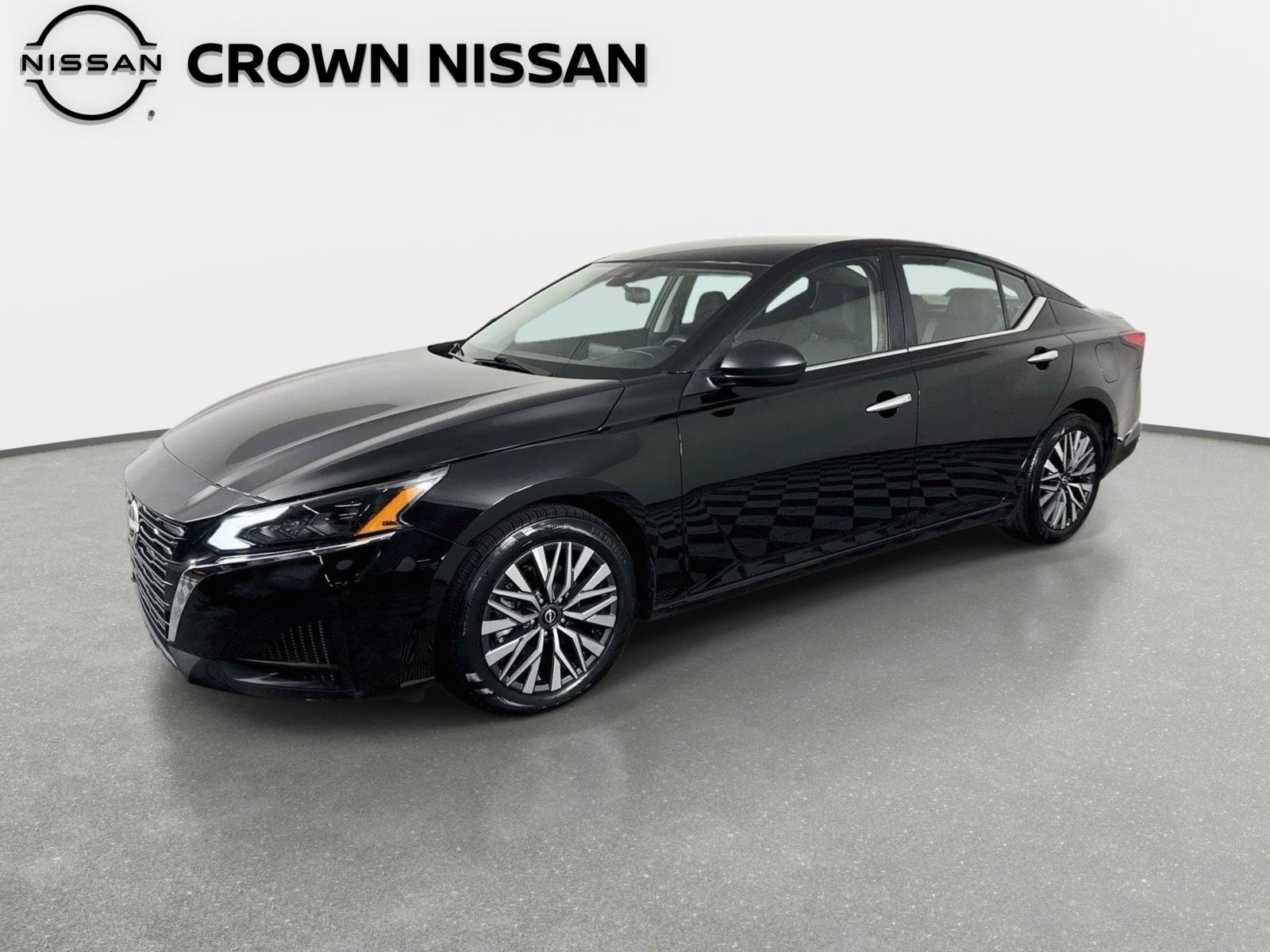 Used 2025 Super Black Nissan SV image 1