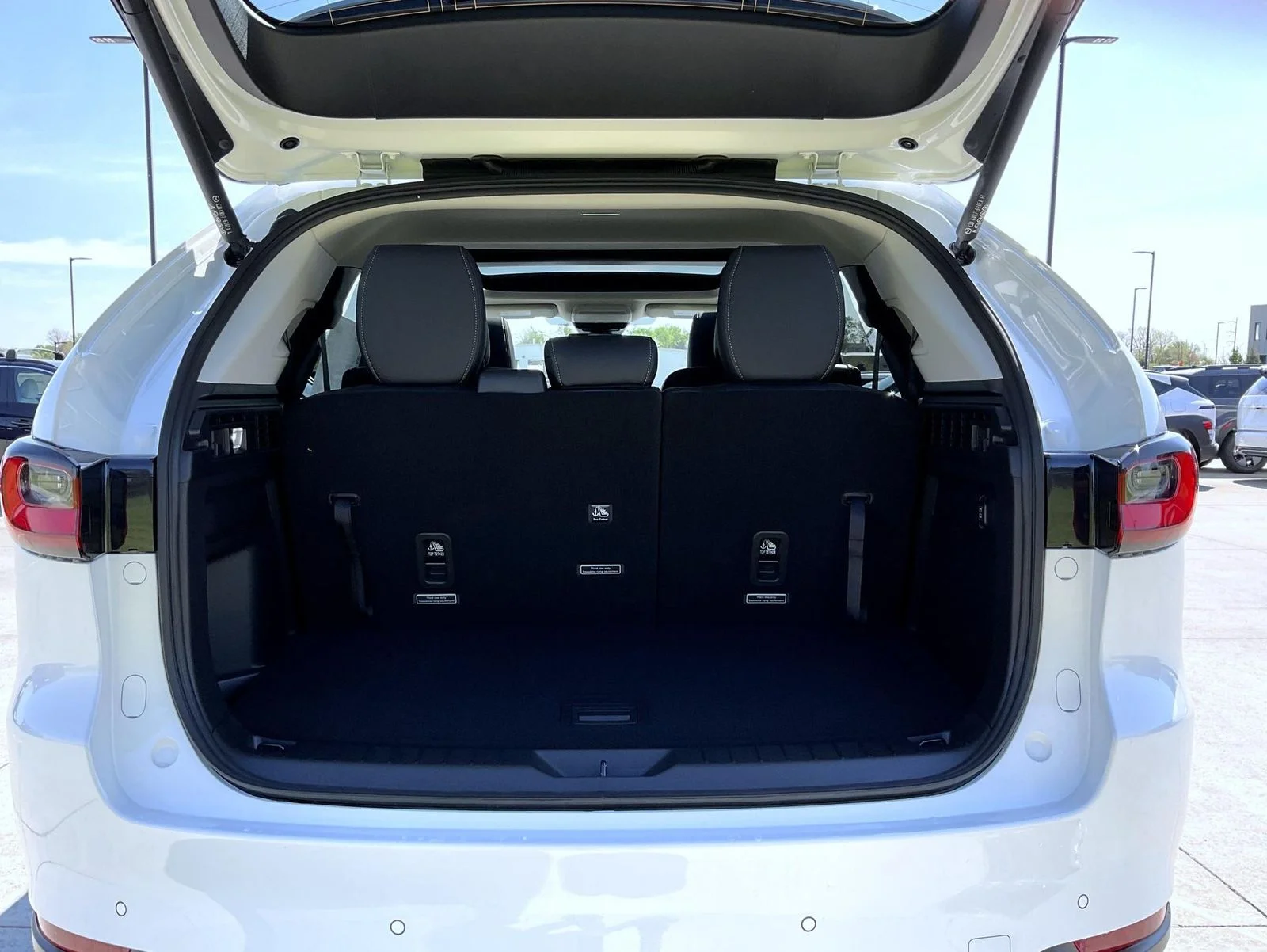 New 2026 White Mazda 3.3 Turbo Premium image 24