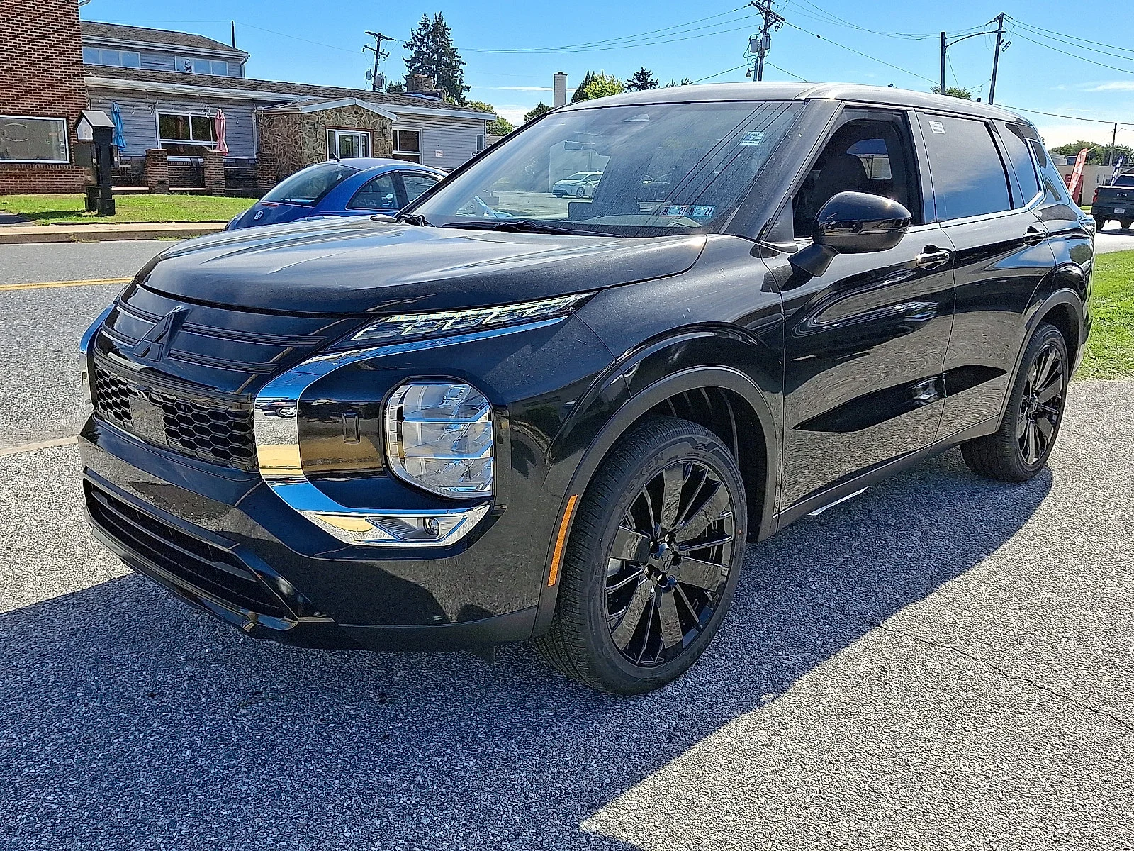 New 2026 Black Mitsubishi LE image 4