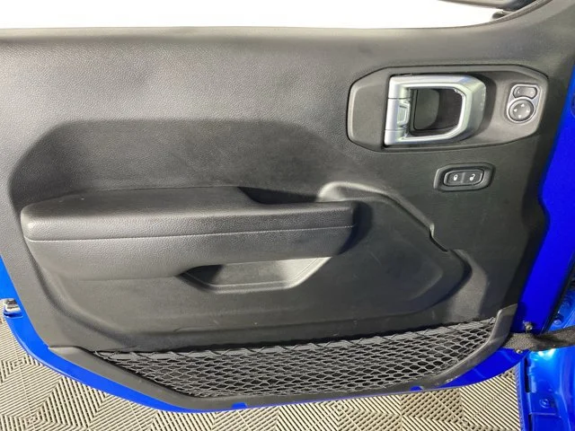 Used 2022 Blue Jeep Unlimited Sport Altitude image 14