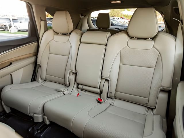 Used 2020 Platinum White Pearl Acura Technology image 34