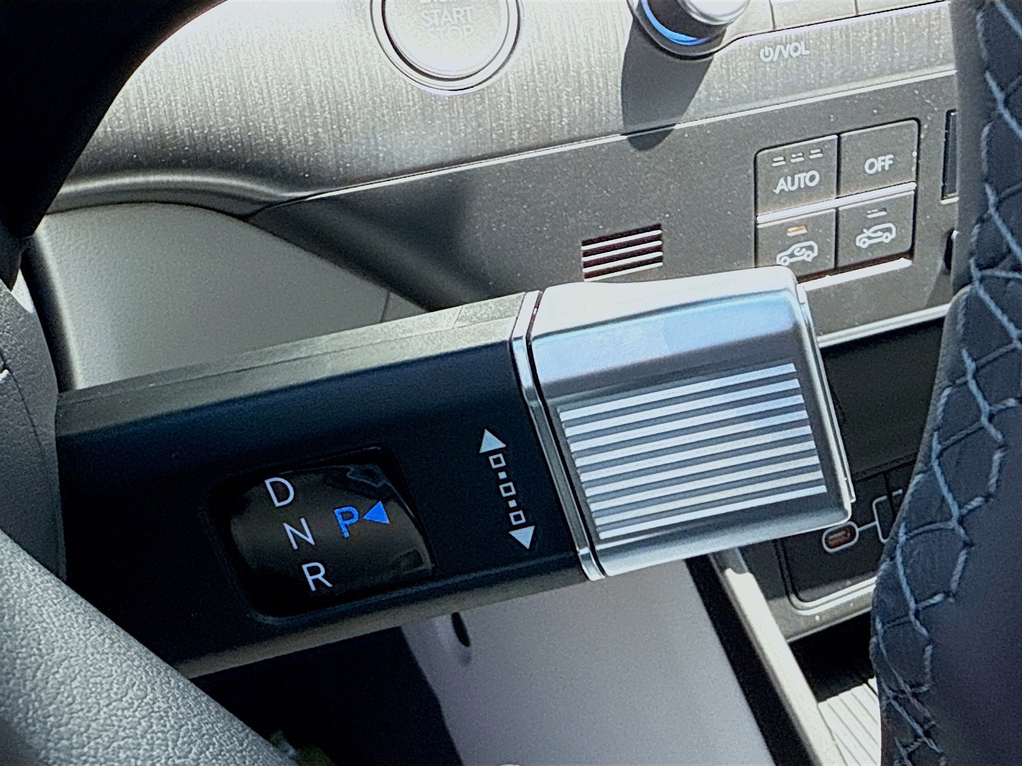 New 2026 Ecotronic Gray Pearl Hyundai SEL Premium FWD image 34