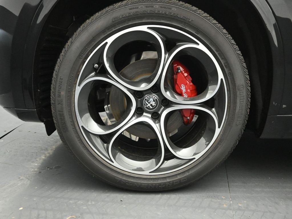 2025 ALFA ROMEO STELVIO - Image 32