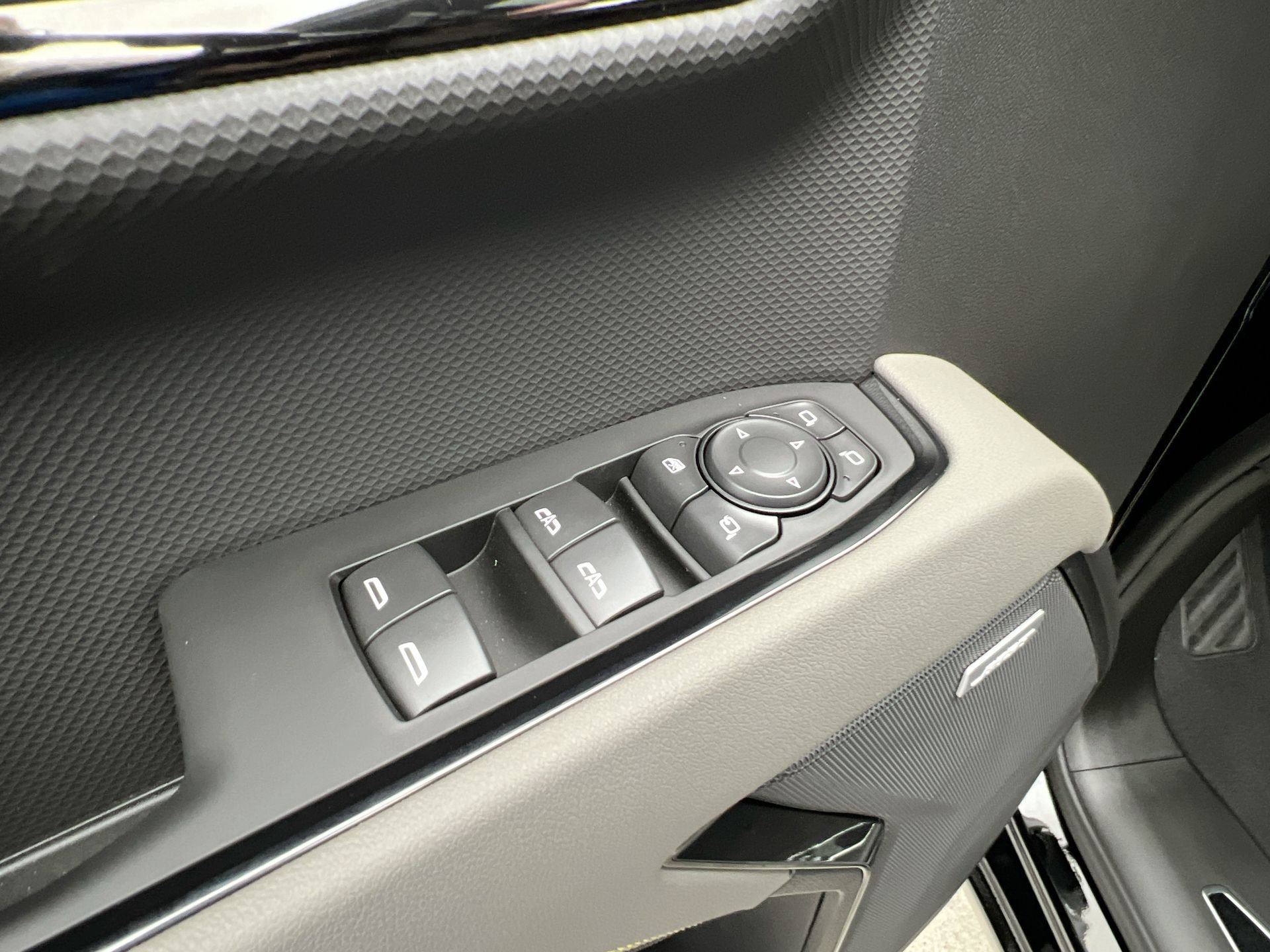 2026 Chevrolet Silverado 1500 ZR2 - Photo 65