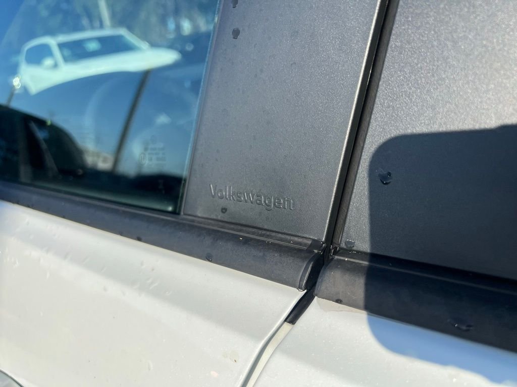 New 2026 White/off-white Volkswagen 2.0T SEL R-Line Black image 29
