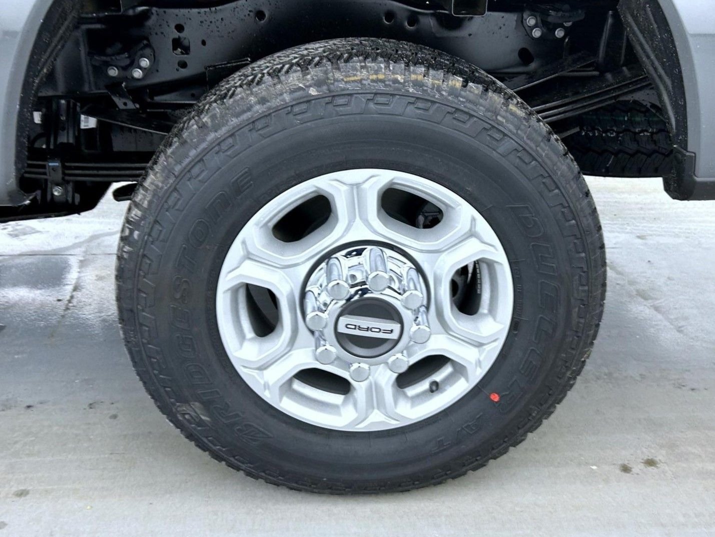 New 2026 Carbonized Gray Metallic Ford XLT image 22