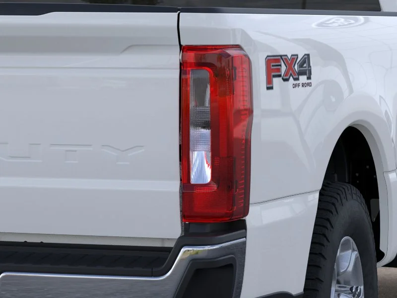 New 2026 Oxford White Ford F-250® XLT image 21