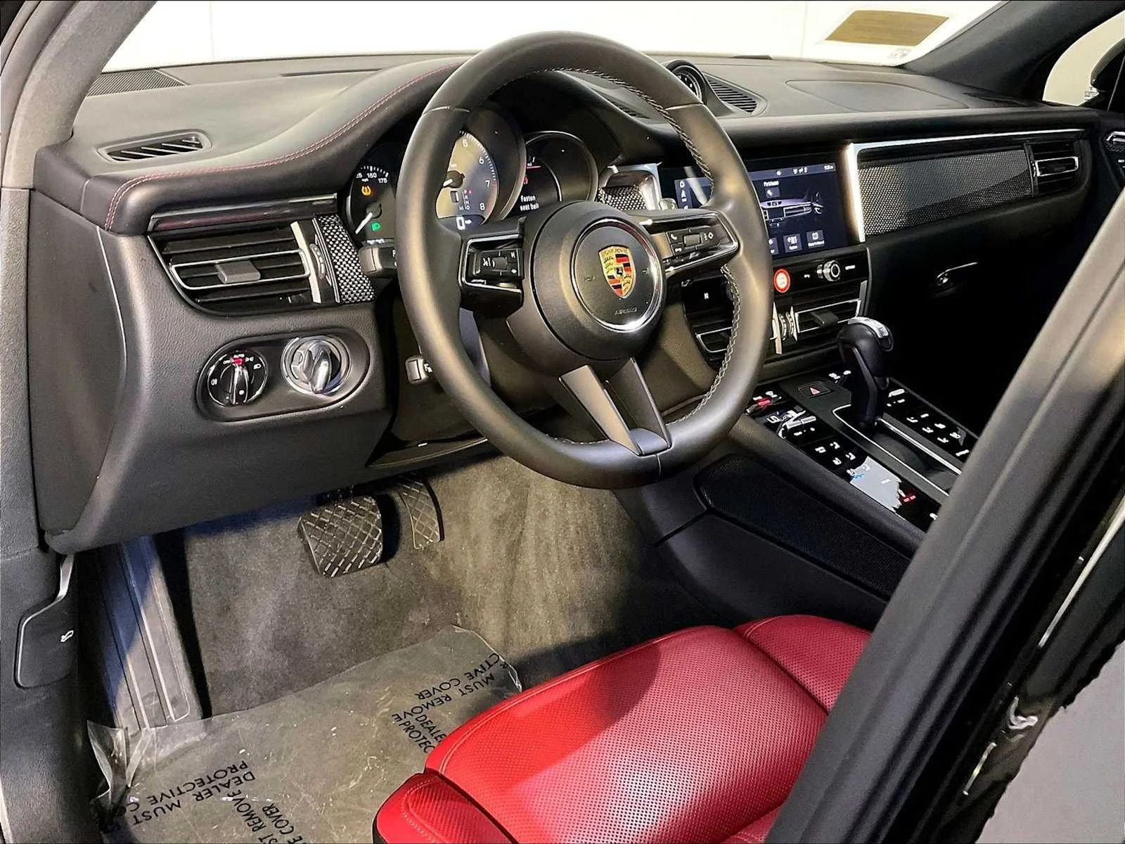 Certified Pre-Owned 2024 Porsche Macan S