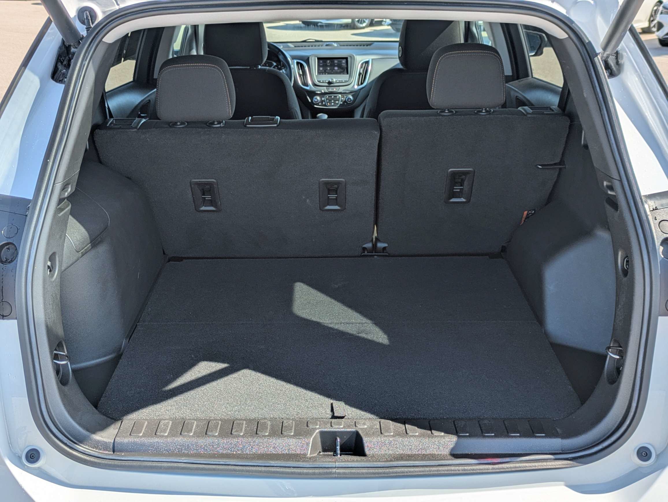 Used 2022 Summit White Chevrolet LT image 15