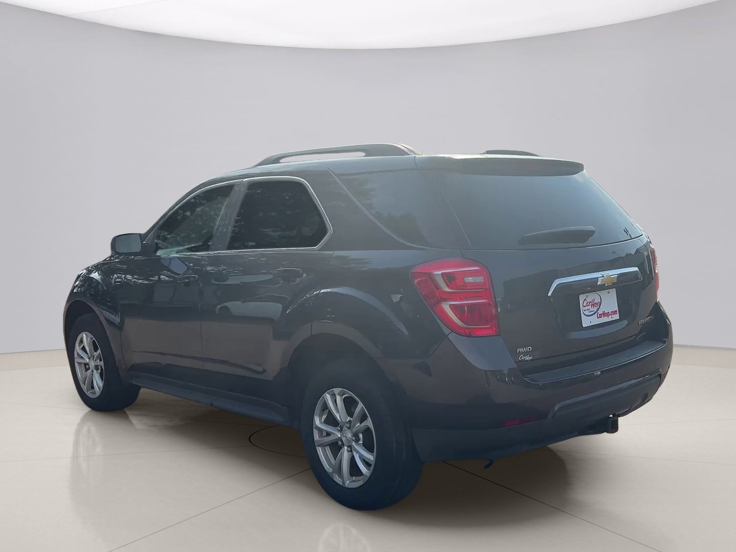 Used 2016 Gray Chevrolet LT AWD image 3