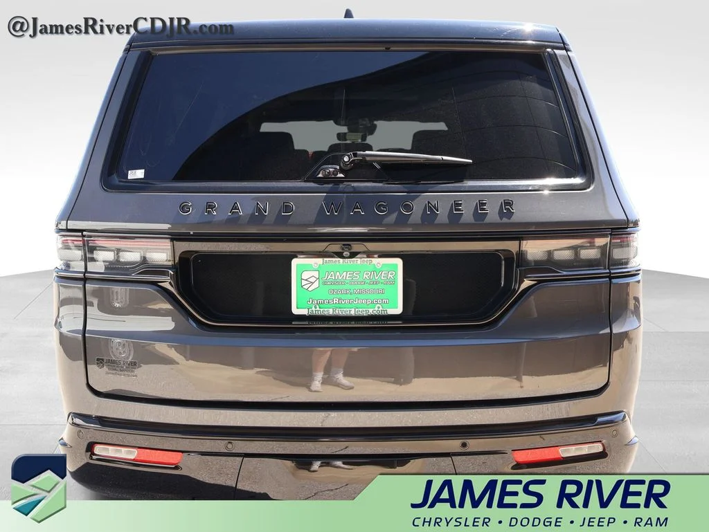 Used 2024 Gray Jeep Series II image 4