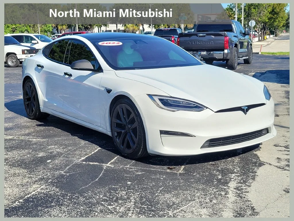 2022 Tesla Model S Plaid
