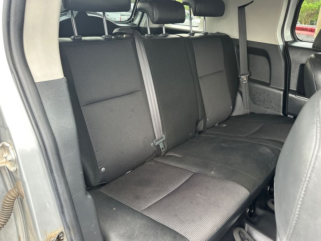Used 2008 UNDEFINED Toyota Base image 15