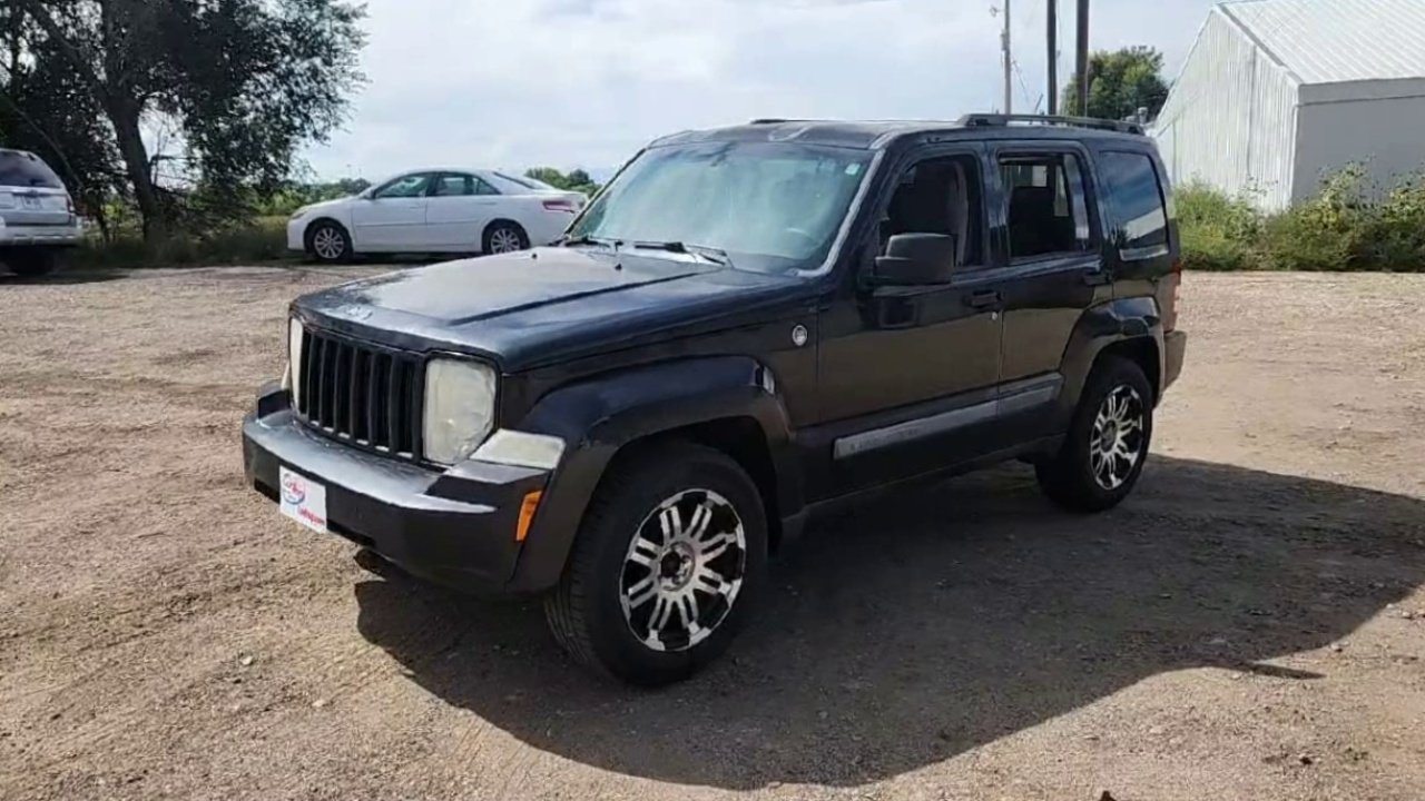 2008 Jeep Liberty Sport photo 3