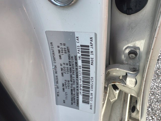 Used 2022 White Mazda Premium Plus image 5