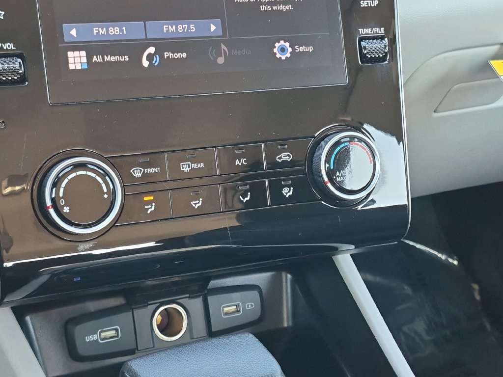 Certified Used 2024 Black Hyundai SE image 20