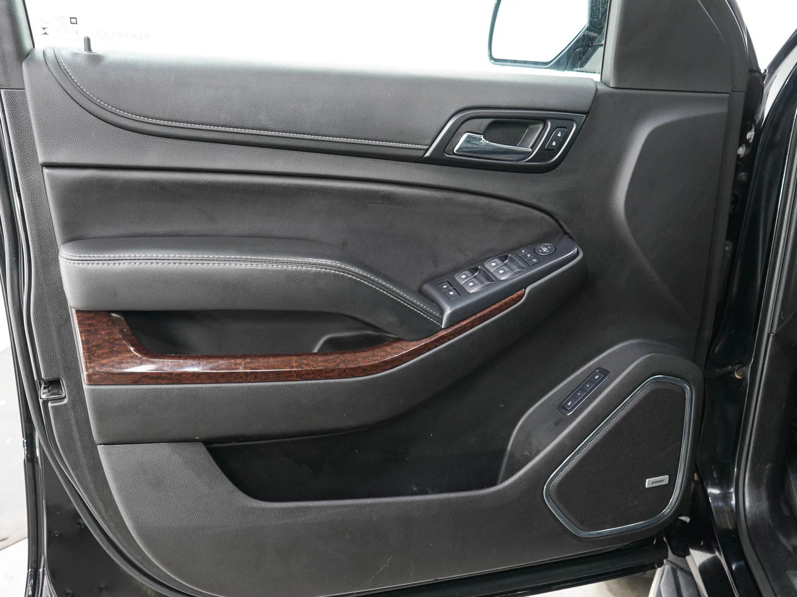Used 2019 Onyx Black GMC SLT image 24