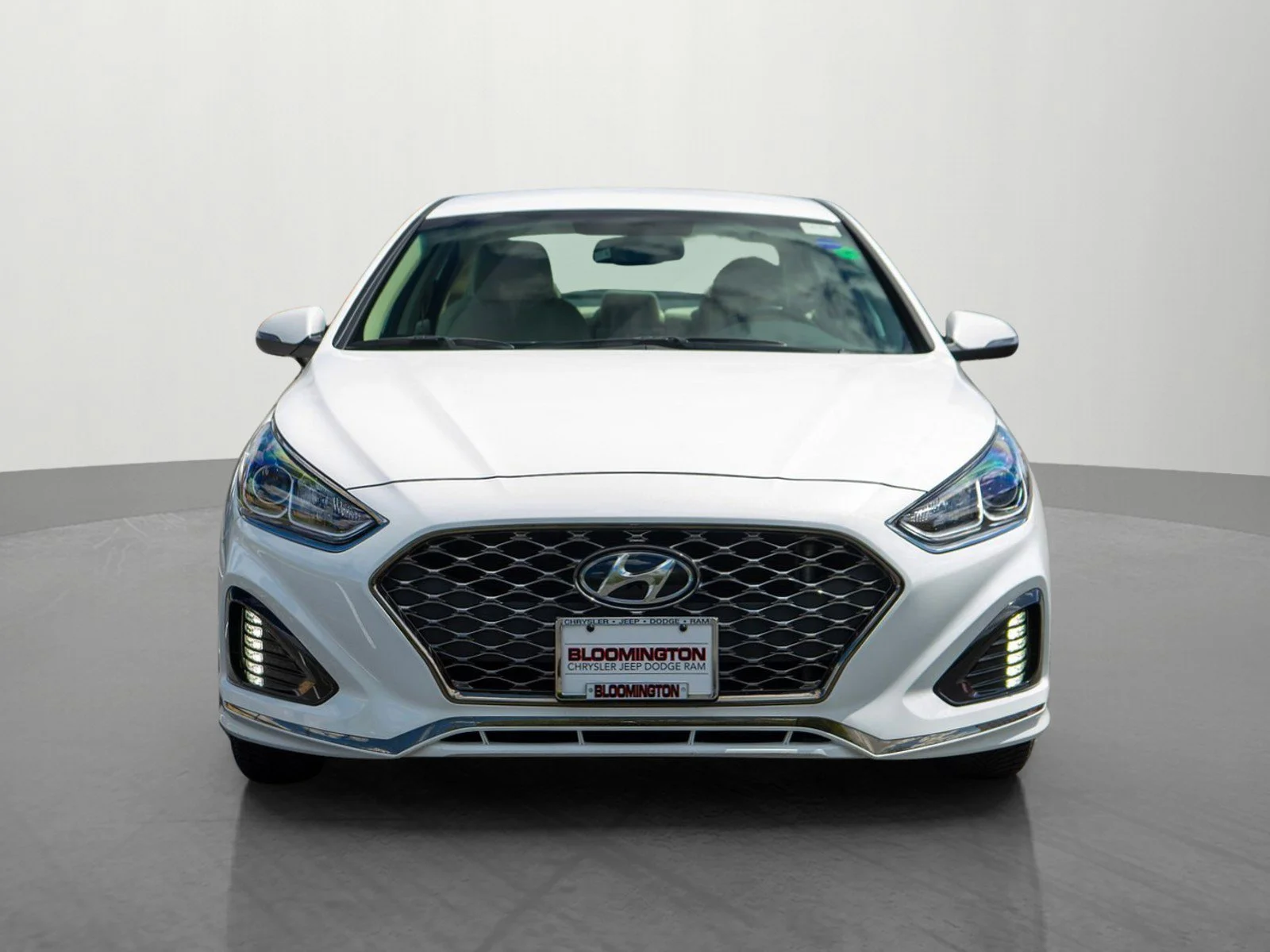 Used 2019 Hyundai Sonata SEL with VIN 5NPE34AF7KH820170 for sale in Minneapolis, Minnesota