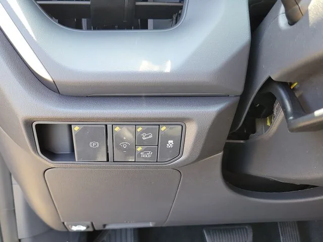 New 2027 Iceberg Green Kia X-Line S image 21