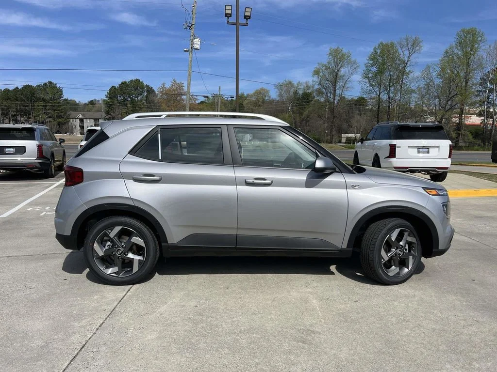 New 2026 Silver Hyundai SEL image 2