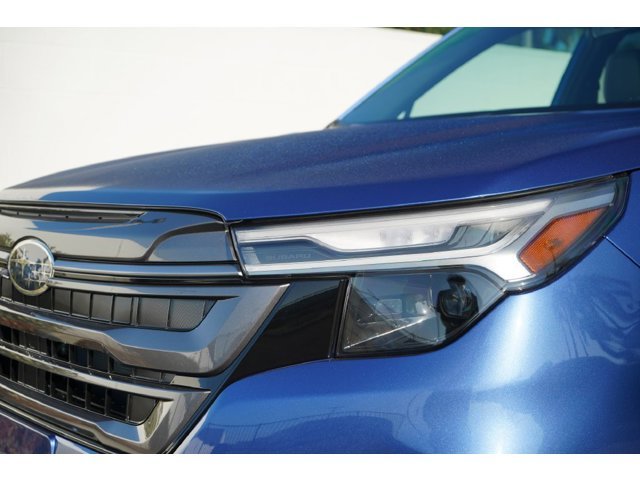 New 2026 DAYBREAK BLUE PEARL Subaru Limited Hybrid image 9