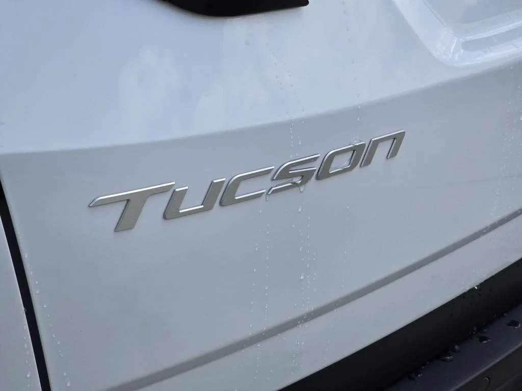 New 2026 White Hyundai SEL Plus image 6
