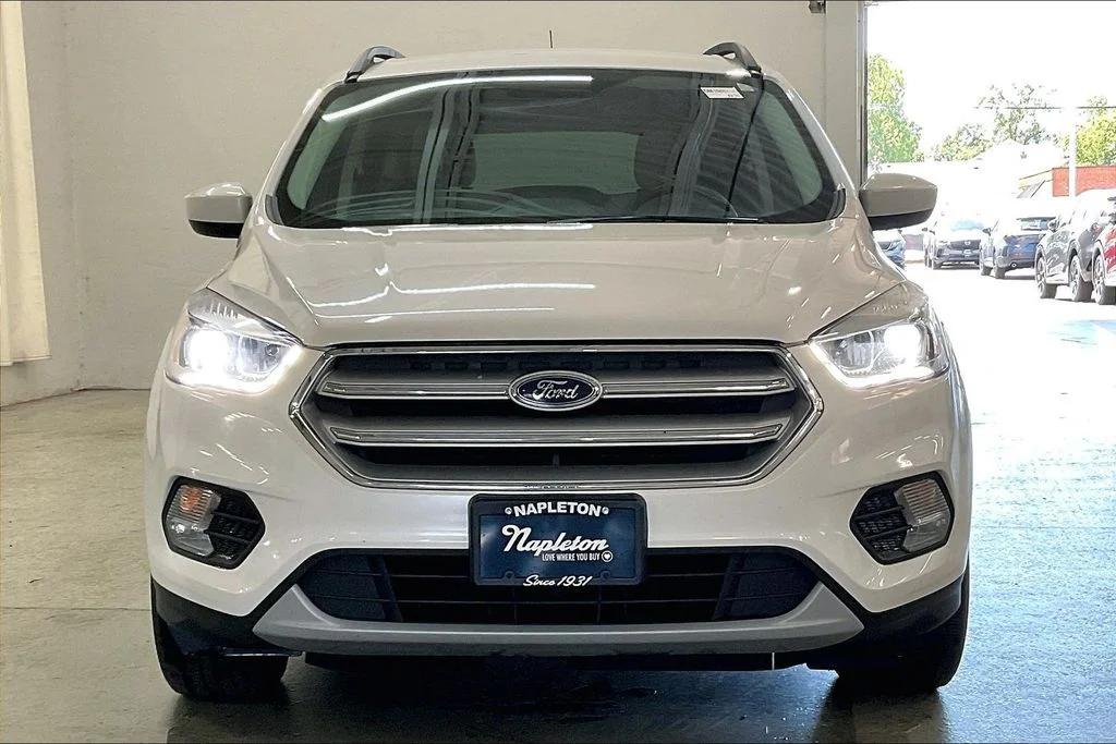 Used 2019 White Ford SEL image 2
