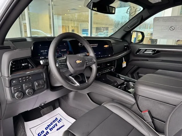2026 Chevrolet Suburban Premier - Photo 17