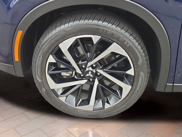 2023 Mitsubishi Outlander Plug-In Hybrid SE - Photo 26