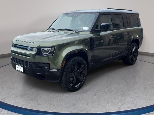 2026 Land Rover Defender 130 X-Dynamic SE