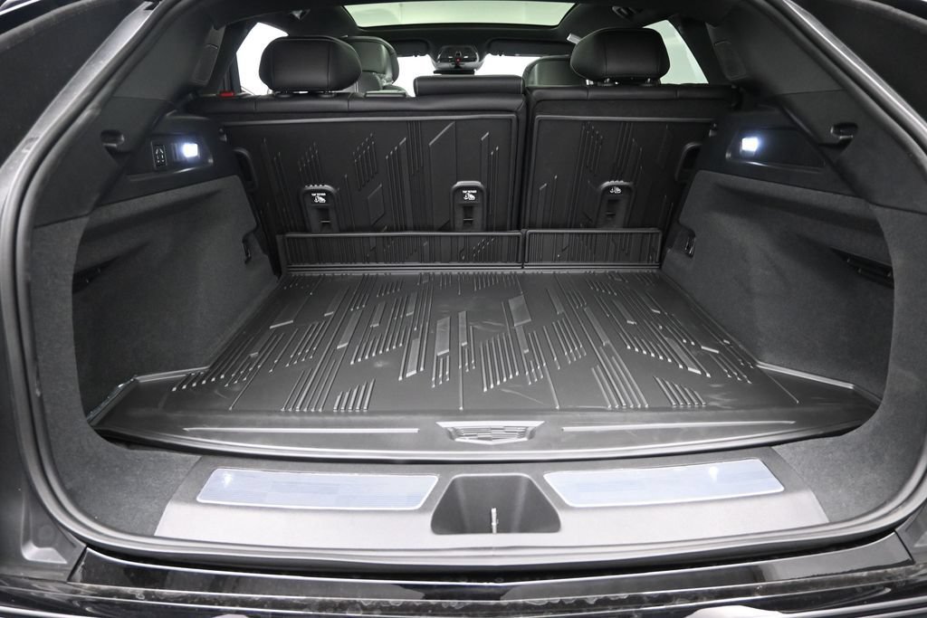2027 Cadillac LYRIQ Premium Sport - Photo 14