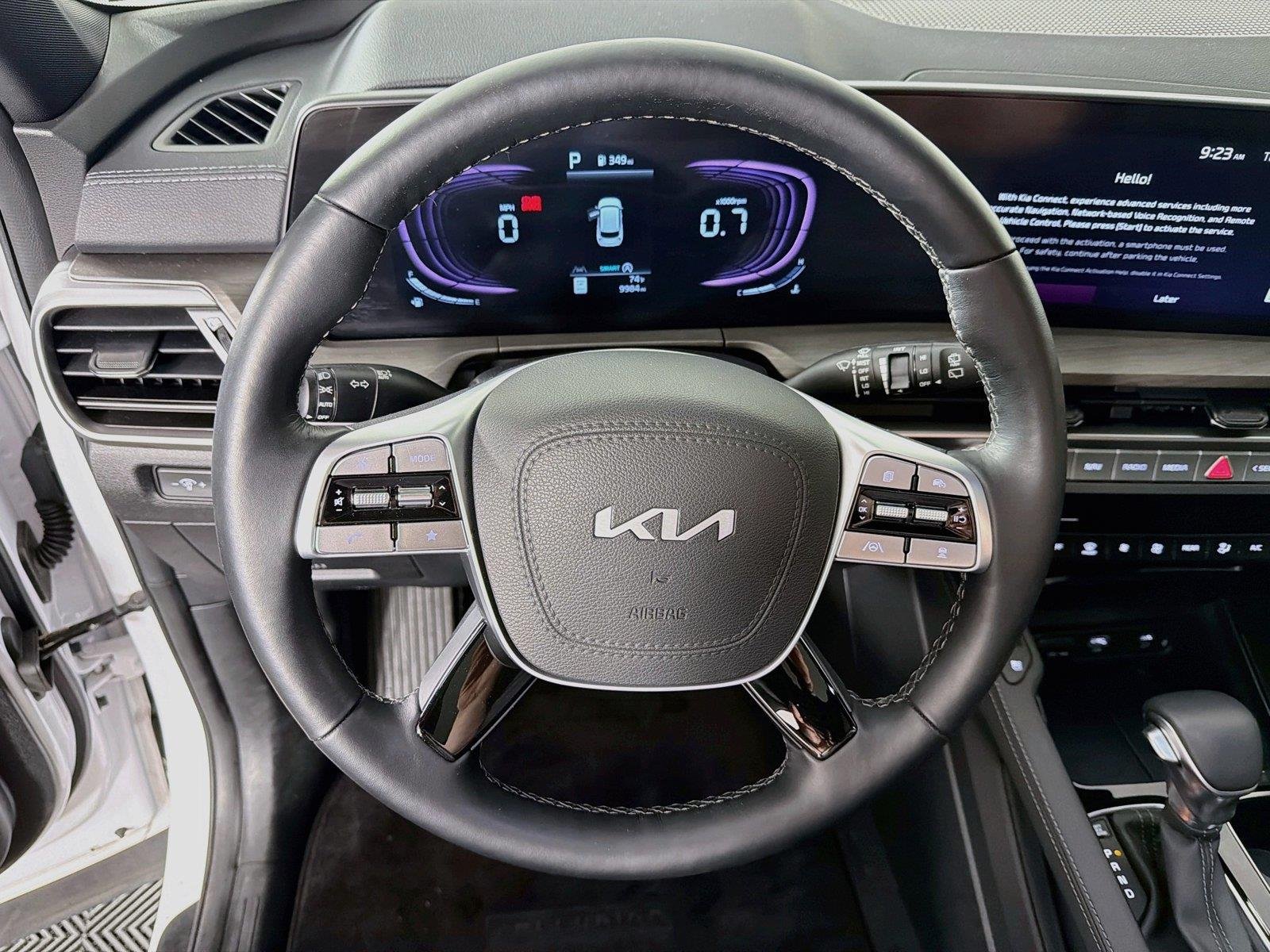 Used 2025  Kia EX X-Line image 3