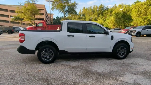 New 2026 Oxford White Ford XLT image 95