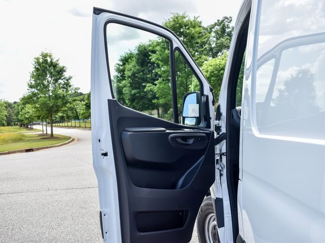 New 2026 Arctic White Mercedes-Benz Cargo 170 WB image 36