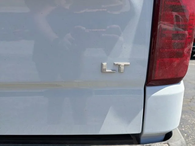 New 2026 Summit White Chevrolet LT (2FL) image 14