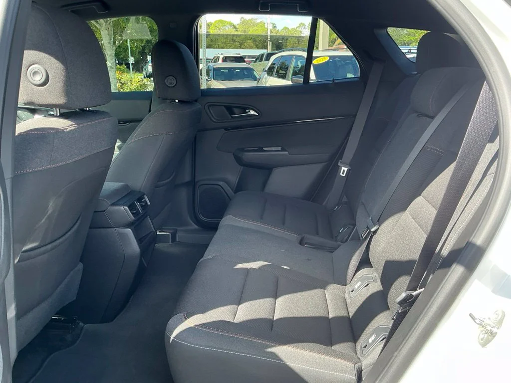 Used 2024  Honda EX image 24
