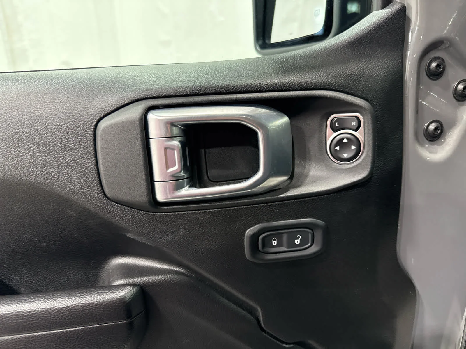 Used 2023 Gray Jeep 4-Door High Tide 4x4 image 15