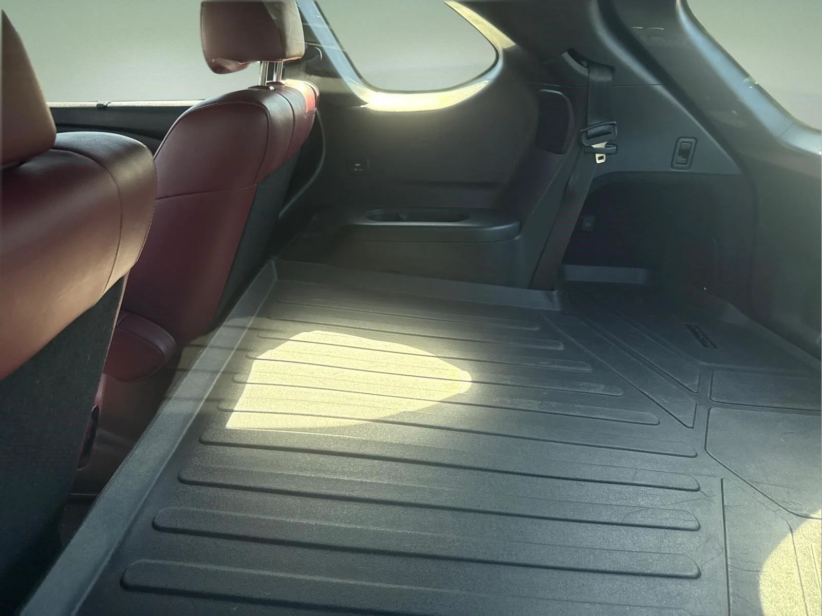 Used 2021 Polymetal Gray Mazda Carbon Edition image 7
