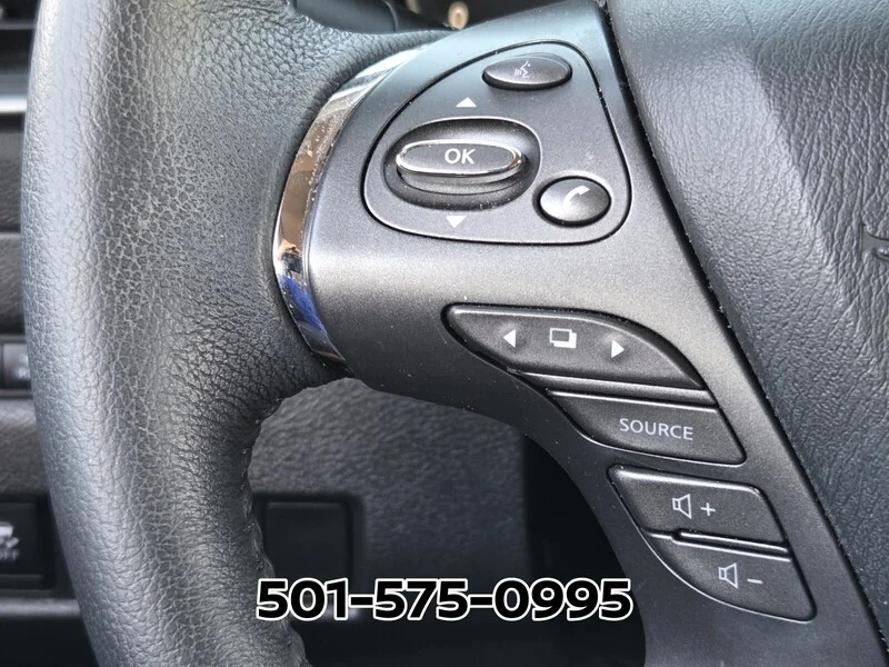 Used 2023 Pearl White NISSAN FWD SV image 29